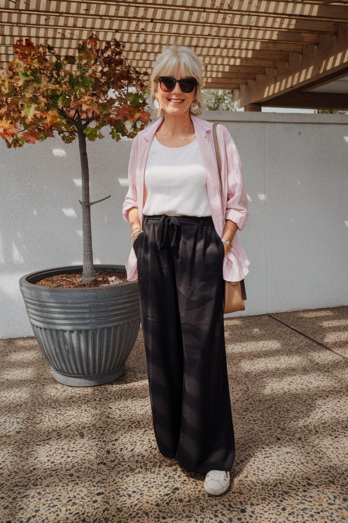 Gracefully Bold: Summer 2025 Outfit Inspiration for Women Over 60