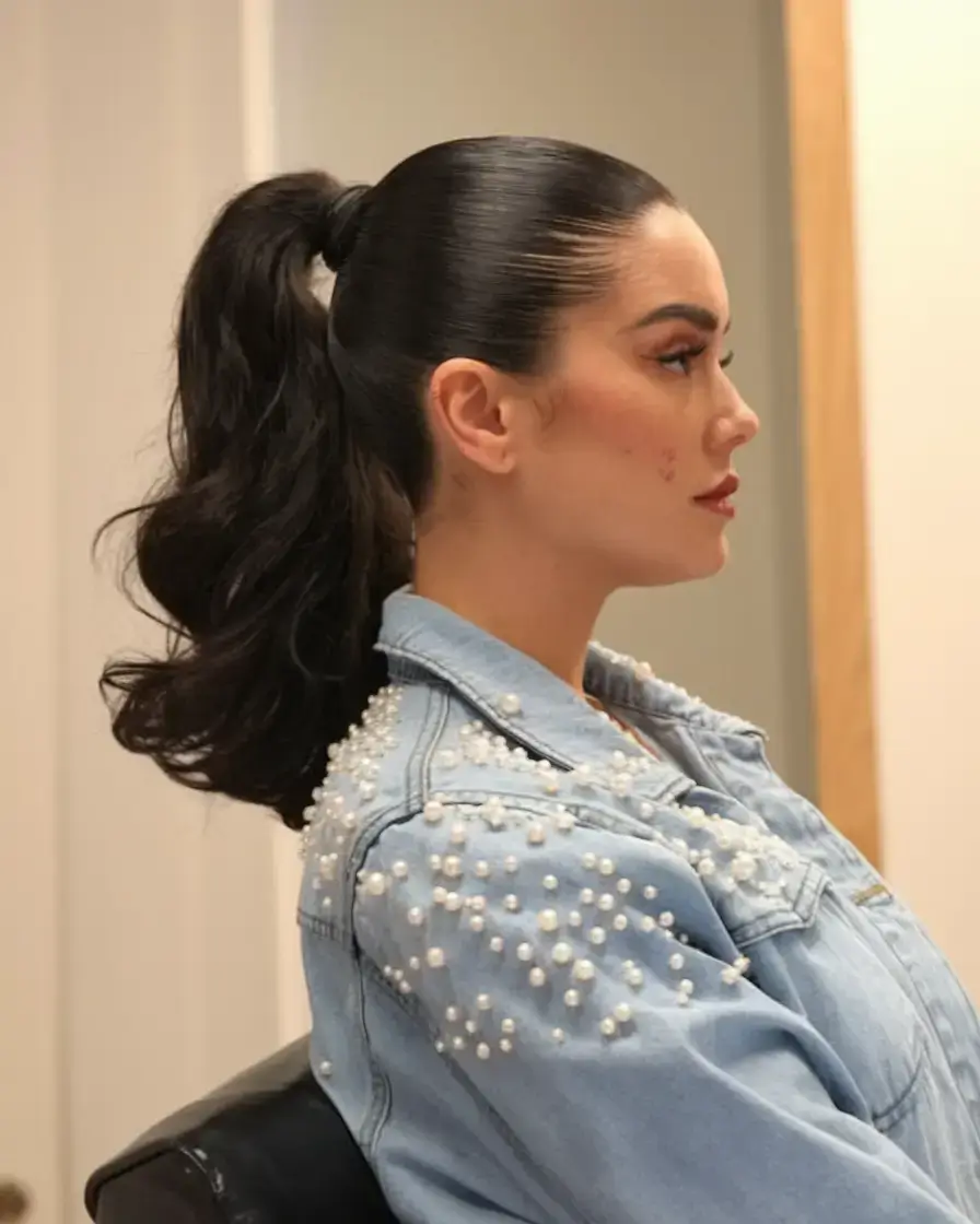 easy summer hairstyles 2025 Snatched High Pony with Satin Shine