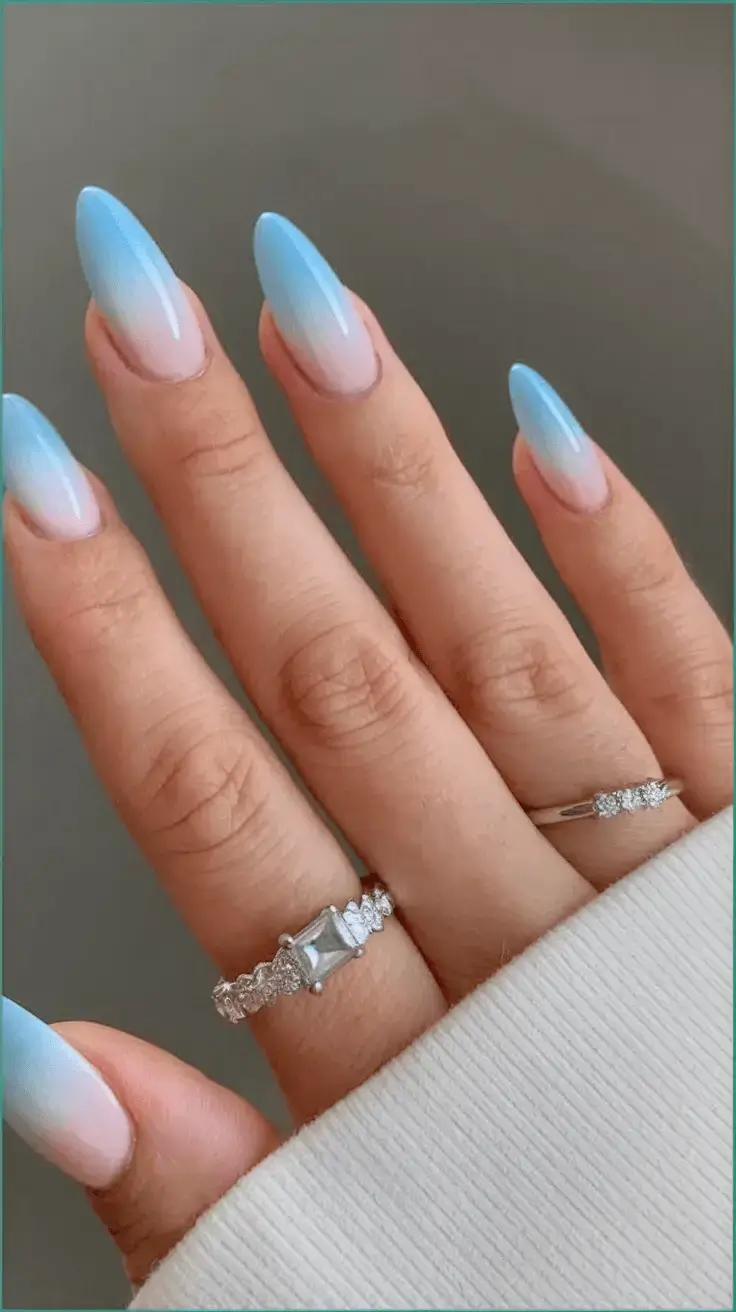 june nails ideas 2025 Cloud Fade Ombré