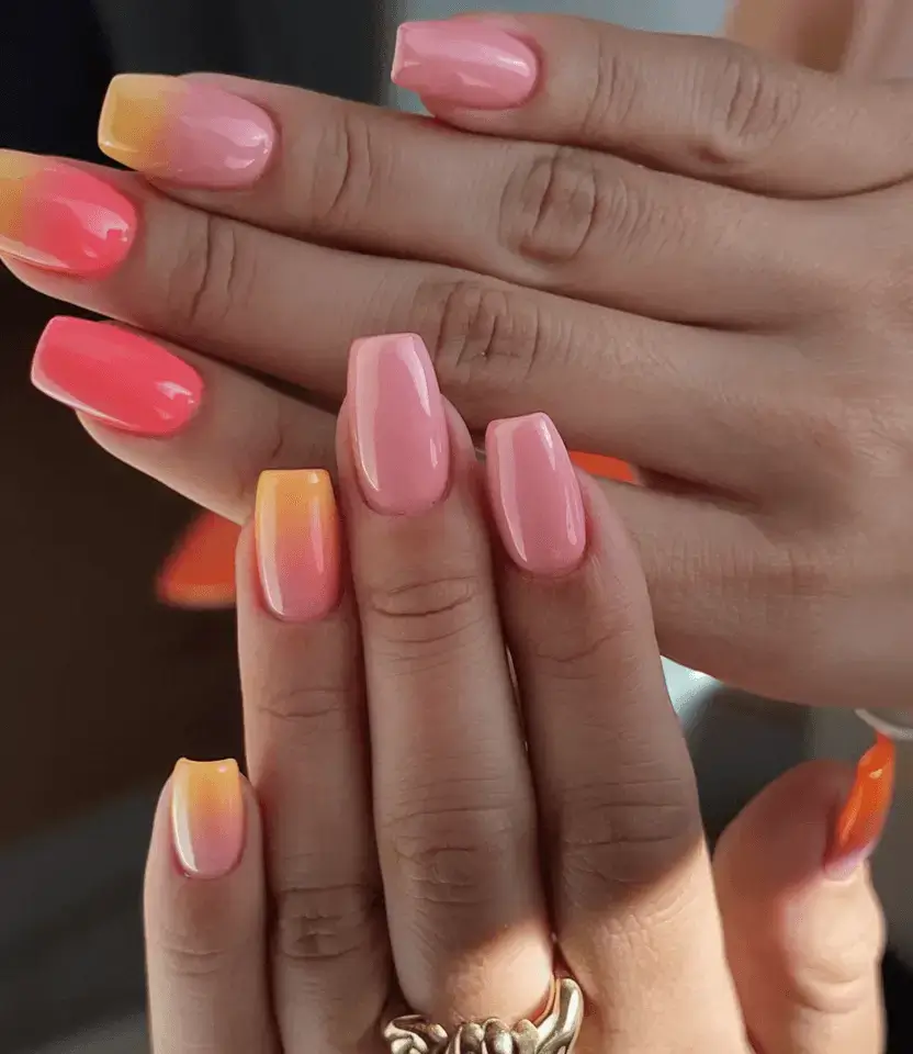 june nails ideas 2025 Peach Sunrise Squares