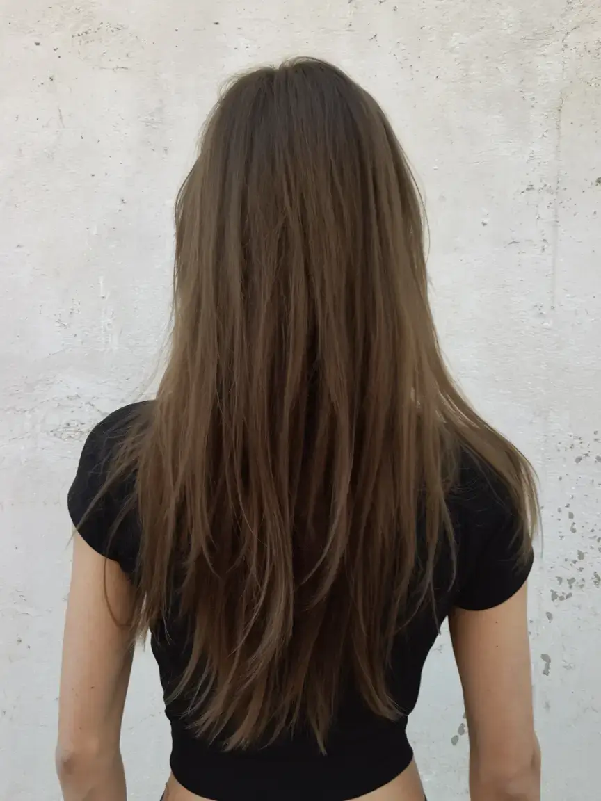 summer brunette hair colors ideas 2025 Natural Mushroom Brown with Feathered Ends