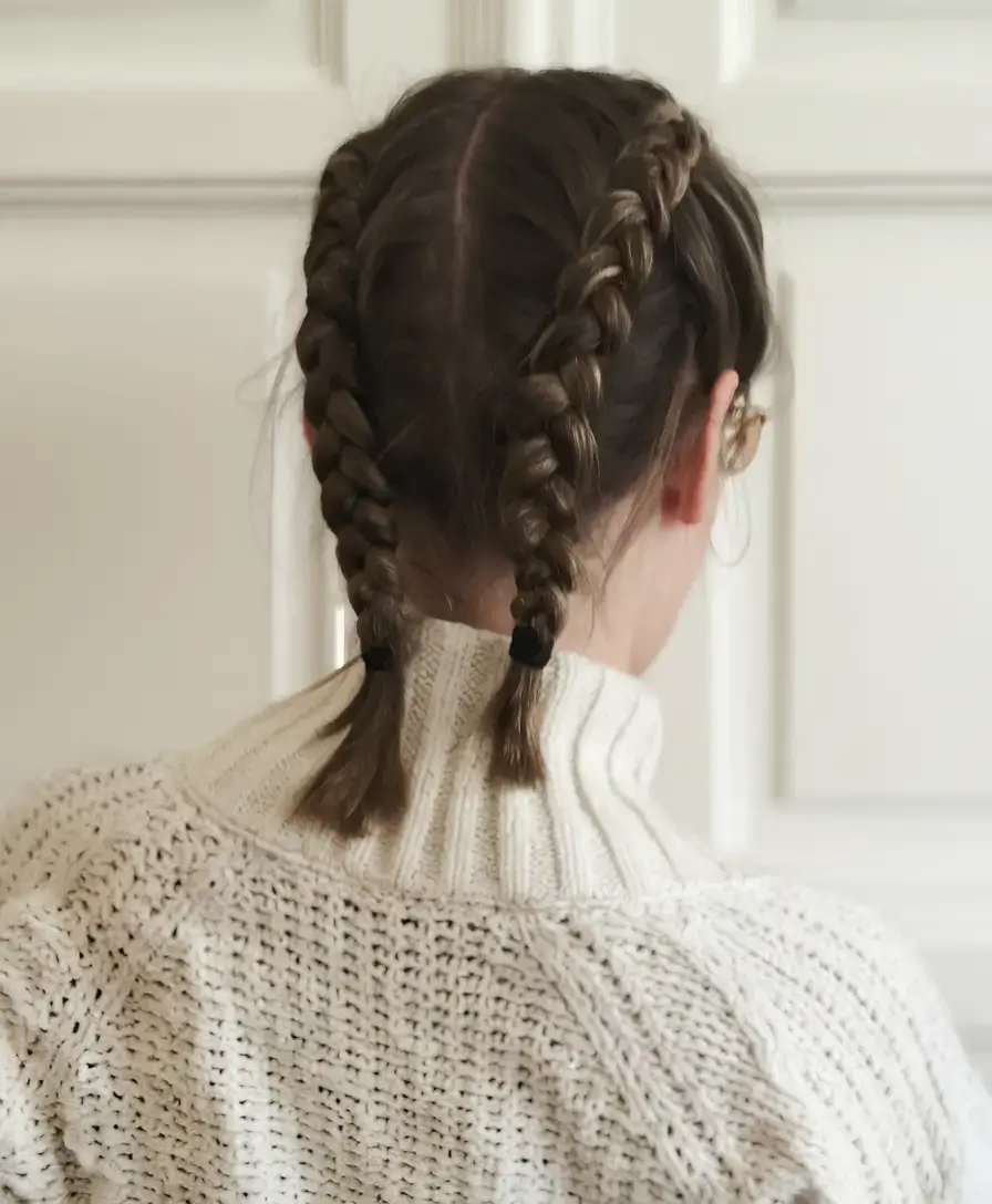summer hairstyles for short hair 2025+Boxer Braids with Blunt Ends
