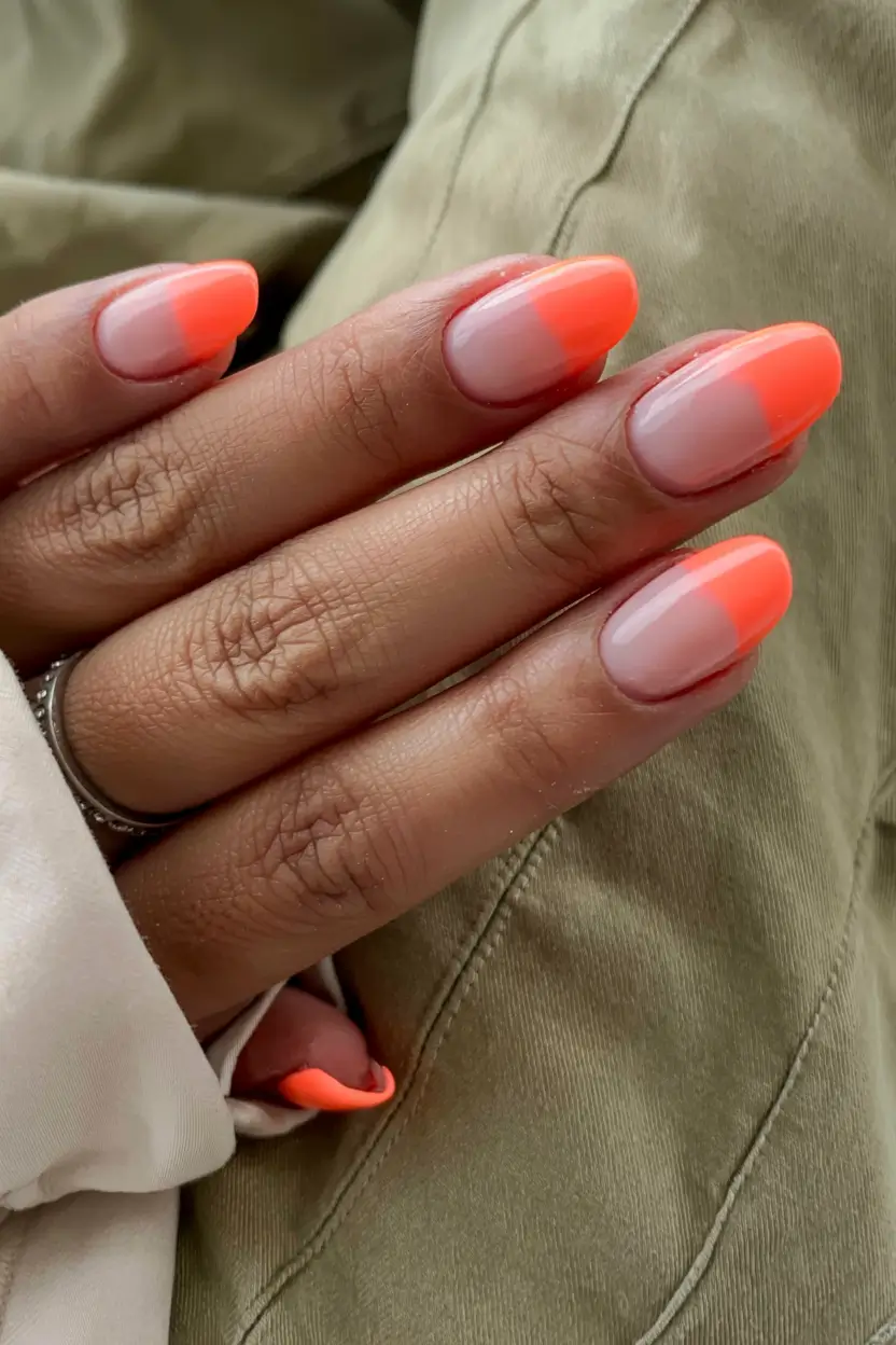 august nails color ideas 2025+Tangerine Dream Dip