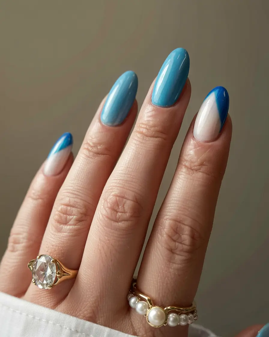august nails color ideas 2025+Azure Dip & Dual-Tone