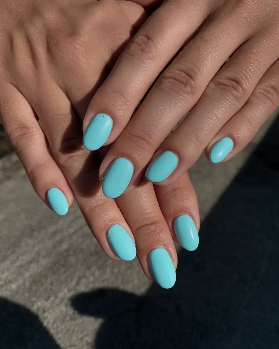 best august nail colors for 2025+Aqua Pop for Poolside Daydreams