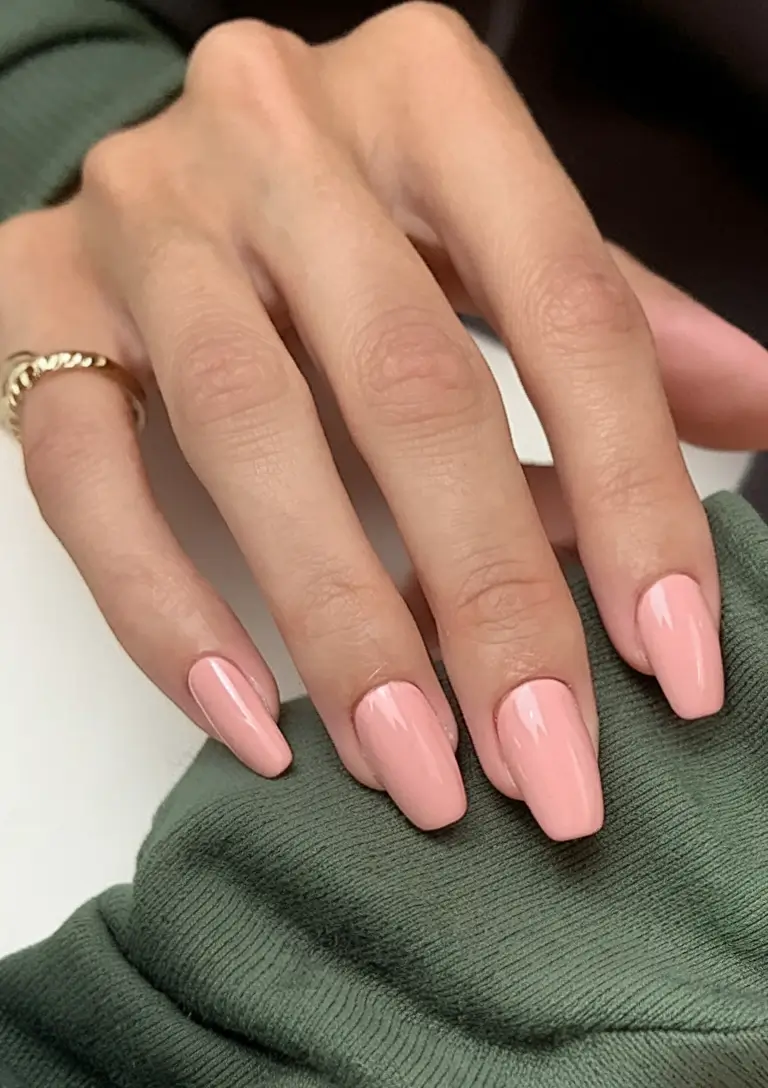 coffin nails that slay summer 2025 Peach Sorbet: Understated Sweetness