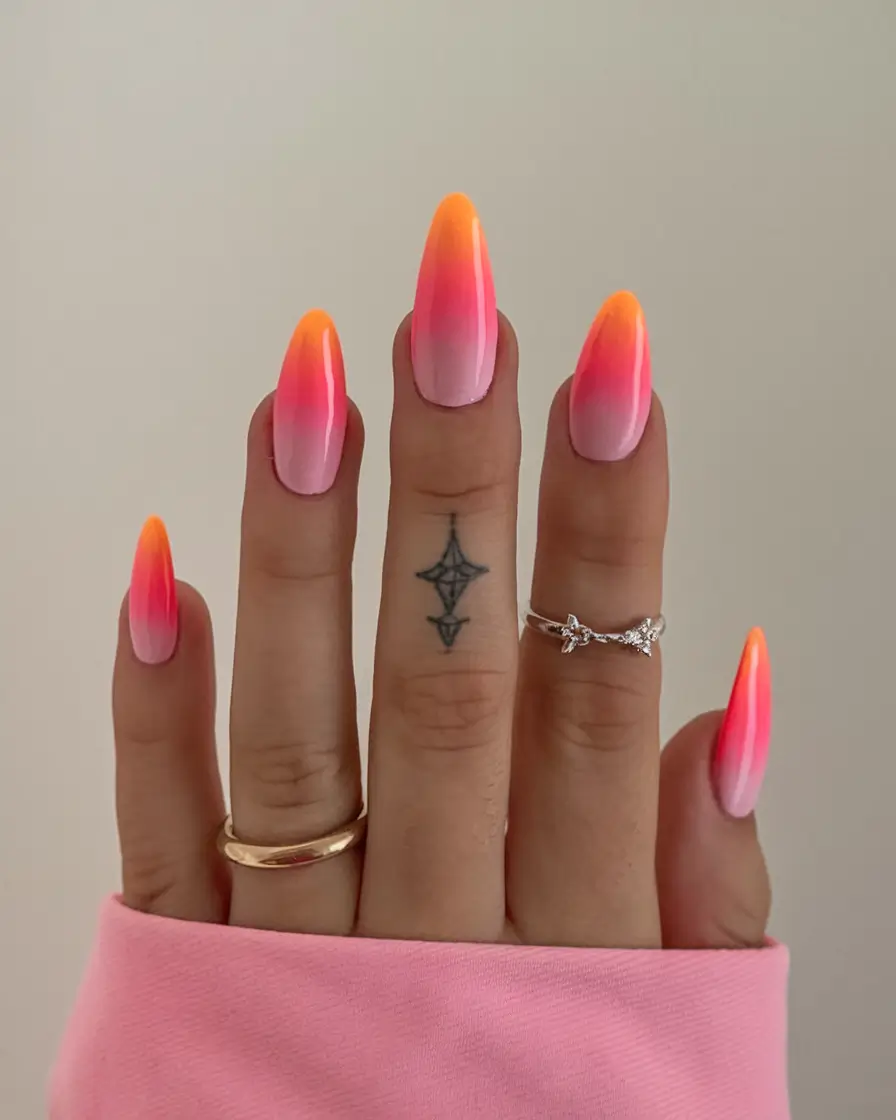 cute summer nail inspo for 2025 Neon Sunset Fade