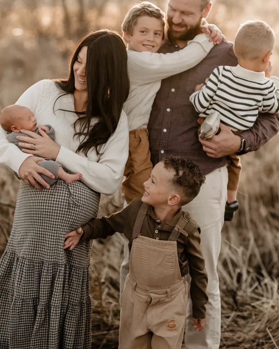 fall family pictures outfits ideas 2025-Gingham, Overalls, and Cozy Chaos