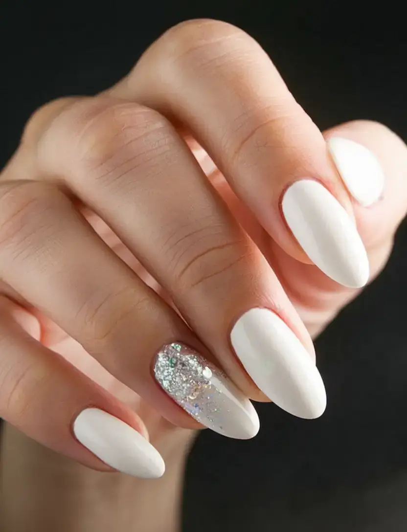 fresh white nail looks for summer 2025 Crystal Accent Snow White