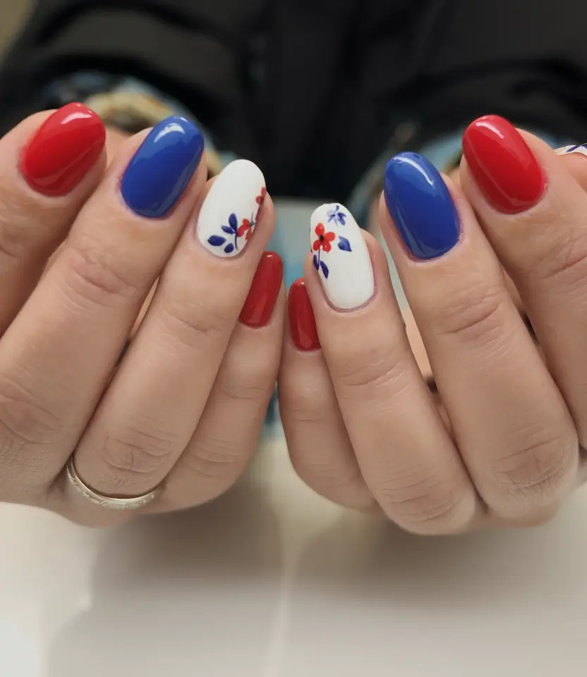 Inspired Nail Designs for July 4th 2025 Minimal Floral Patriotic