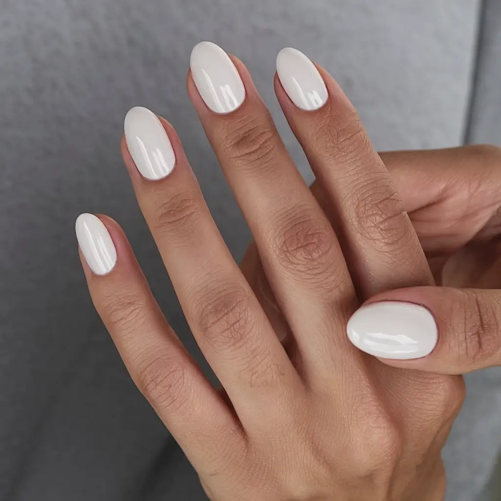 short acrylic nails for summer 2025 vibes Crisp Milky White Sophistication