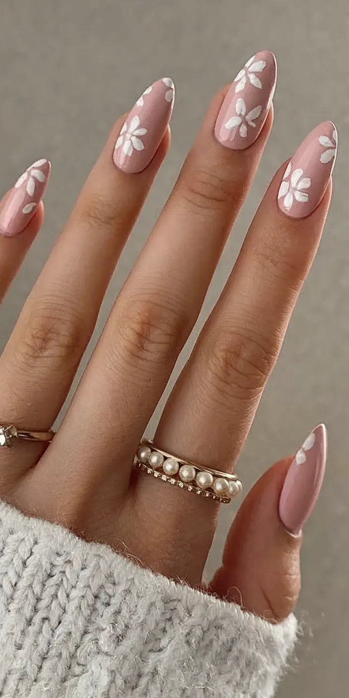 simple summer nail looks for 2025 White Daisies on Blush: The Romantic Summer Garden