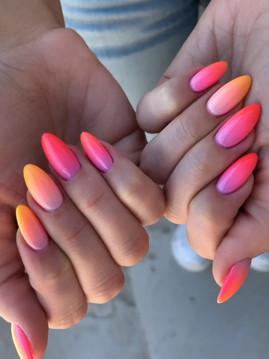 sunset gradient nails to glow in 2025 Flaming Sunset: Intense Color Fusion at Golden Hour