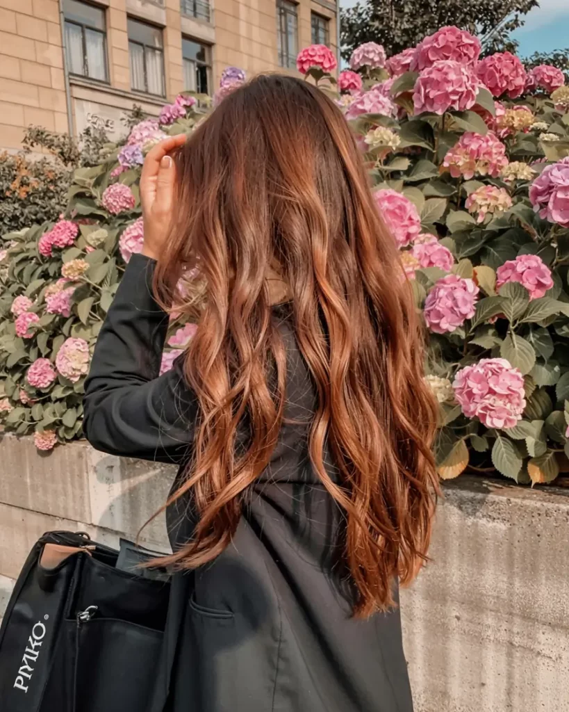 30 Stunning Chestnut Brown Fall Hair Color Ideas for a Cozy 2025 Season