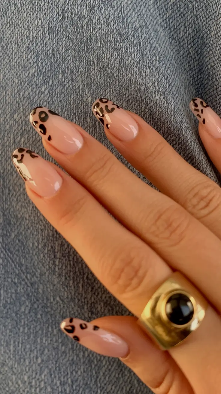 fall acrylic nails: short and long ideas 2025 Leopard French Edge