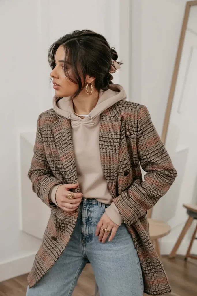 30 Stylish Fall Outfits with Jeans 2025 You’ll Want to Copy This Season