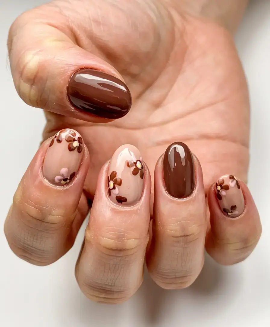 autumn nails designs 2025 Cocoa Daisy Charm