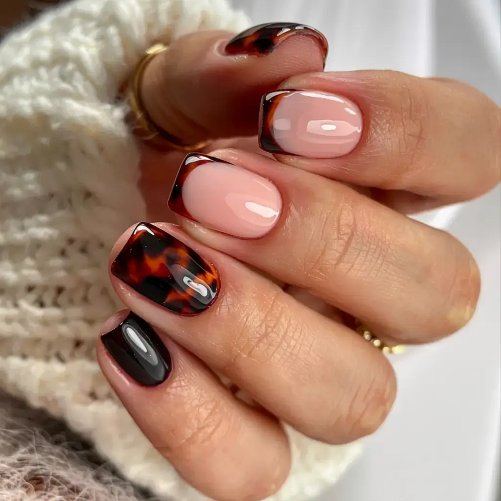 autumn nails designs 2025 Tortoiseshell French Twist