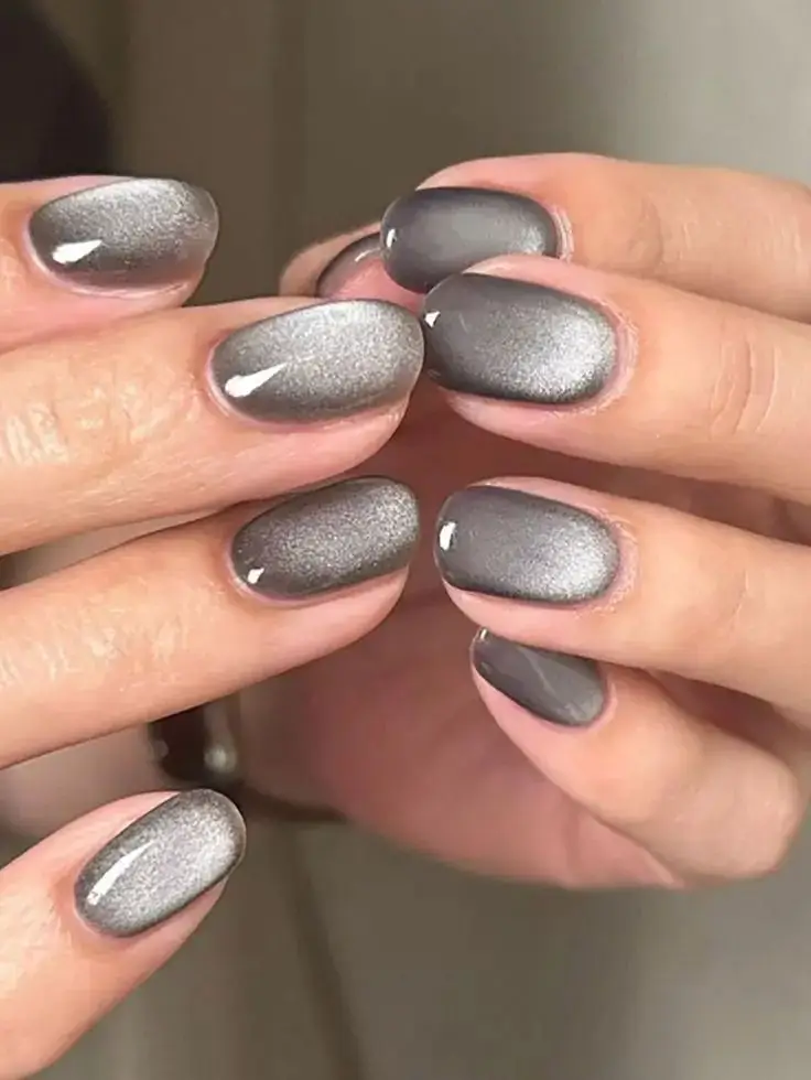 fall cat eye nails Silver Storm Glow