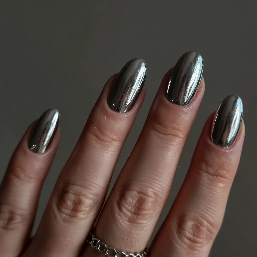 fall chrome nails 2025 Platinum Chrome Power