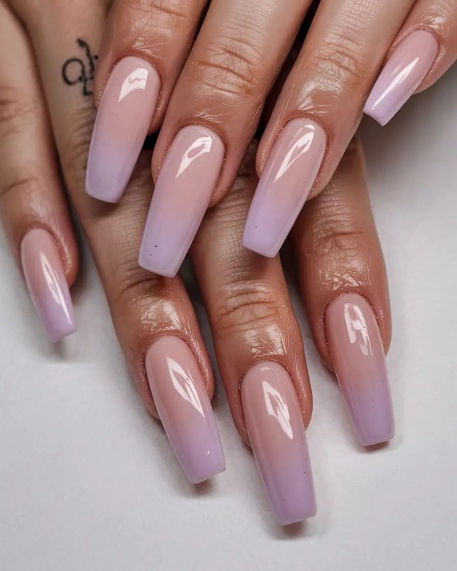 fall coffin nail ideas 2025 Soft Lavender Fade with a Glossy Coffin Finish