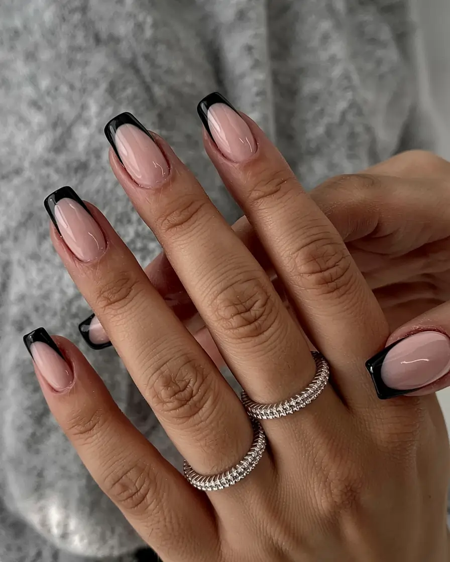 fall nails for black girl ideas 2025 Edgy Black French