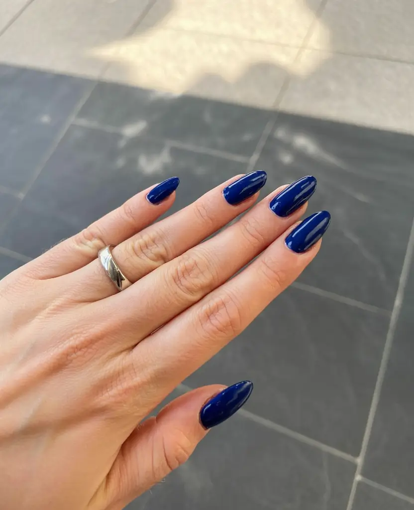 navy blue fall nail ideas for 2025 Shiny Navy in the Sunlight