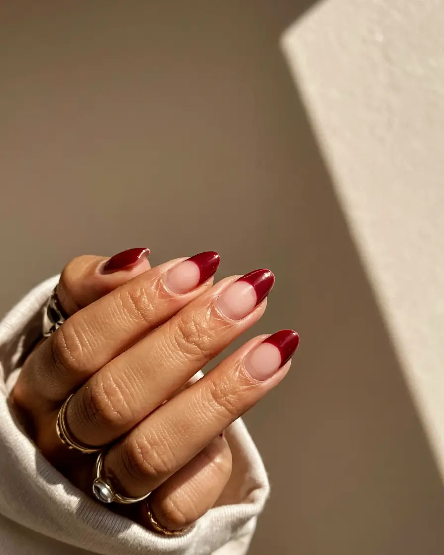 round fall nails 2025 Wine-Dipped French