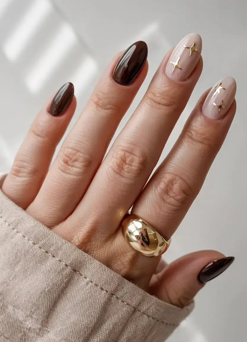 september nails design fall trends for 2025 Espresso & Champagne Stars