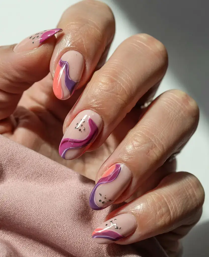 september nails design fall trends for 2025 Peppermint & Plum Waves