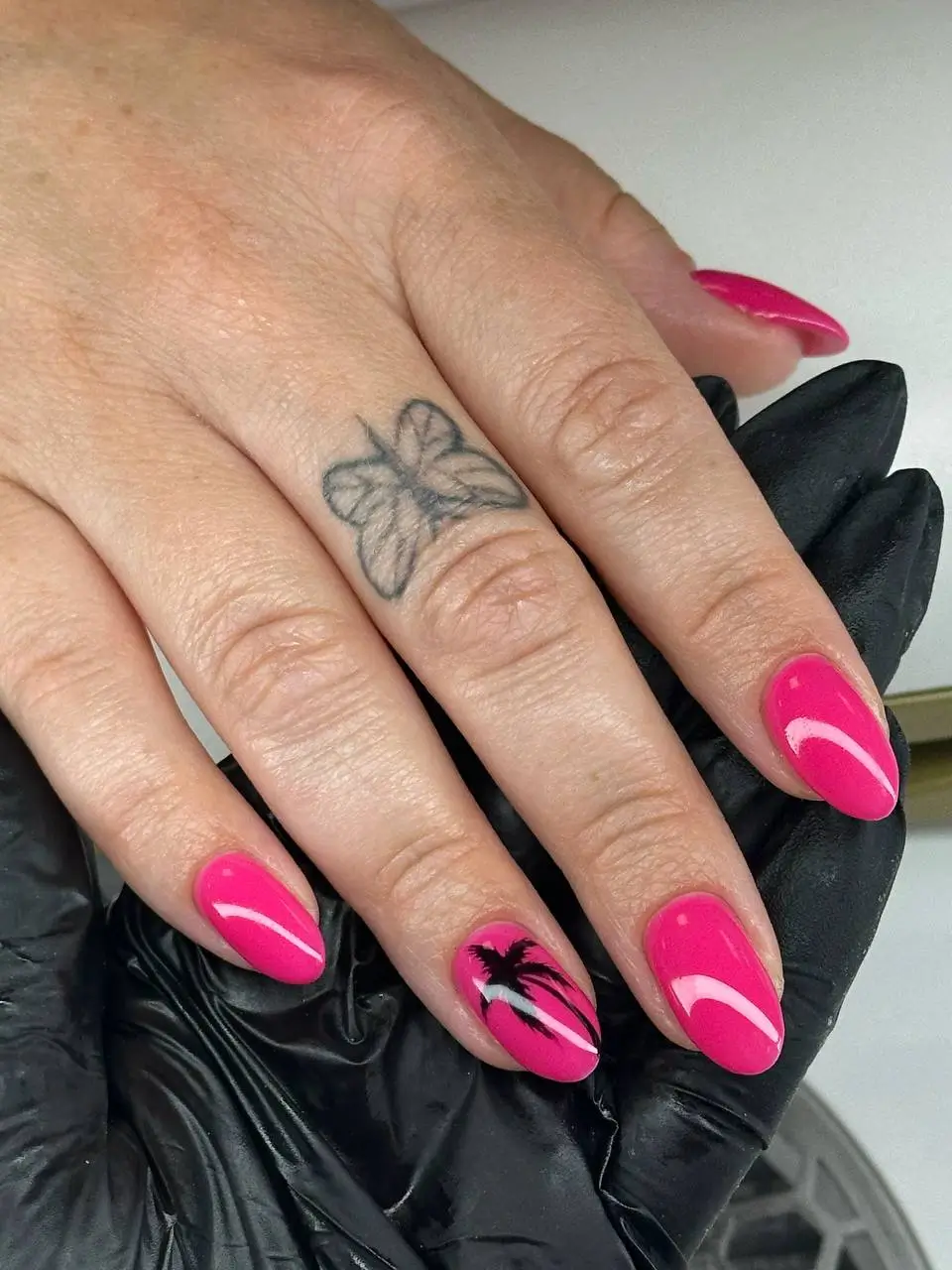 fall and winter nails ideas 20252026 Hot Pink Edge
