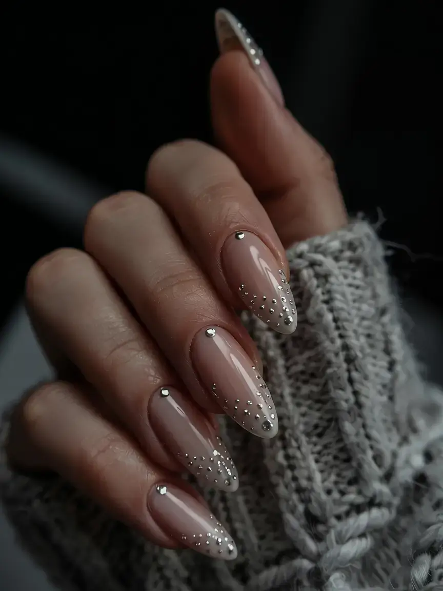 fall rhinestone & embellished nails 2025 Frosted Tips