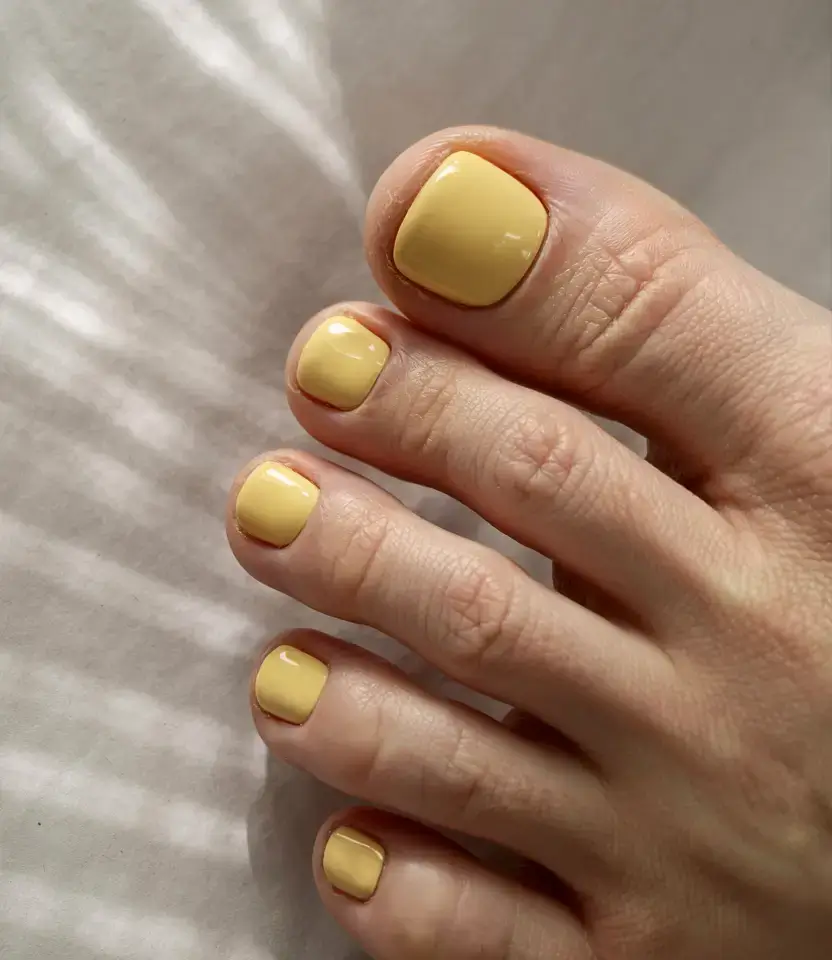 October Toe Nails Ideas Fall 2025 Trends: Chic & Modern Styles