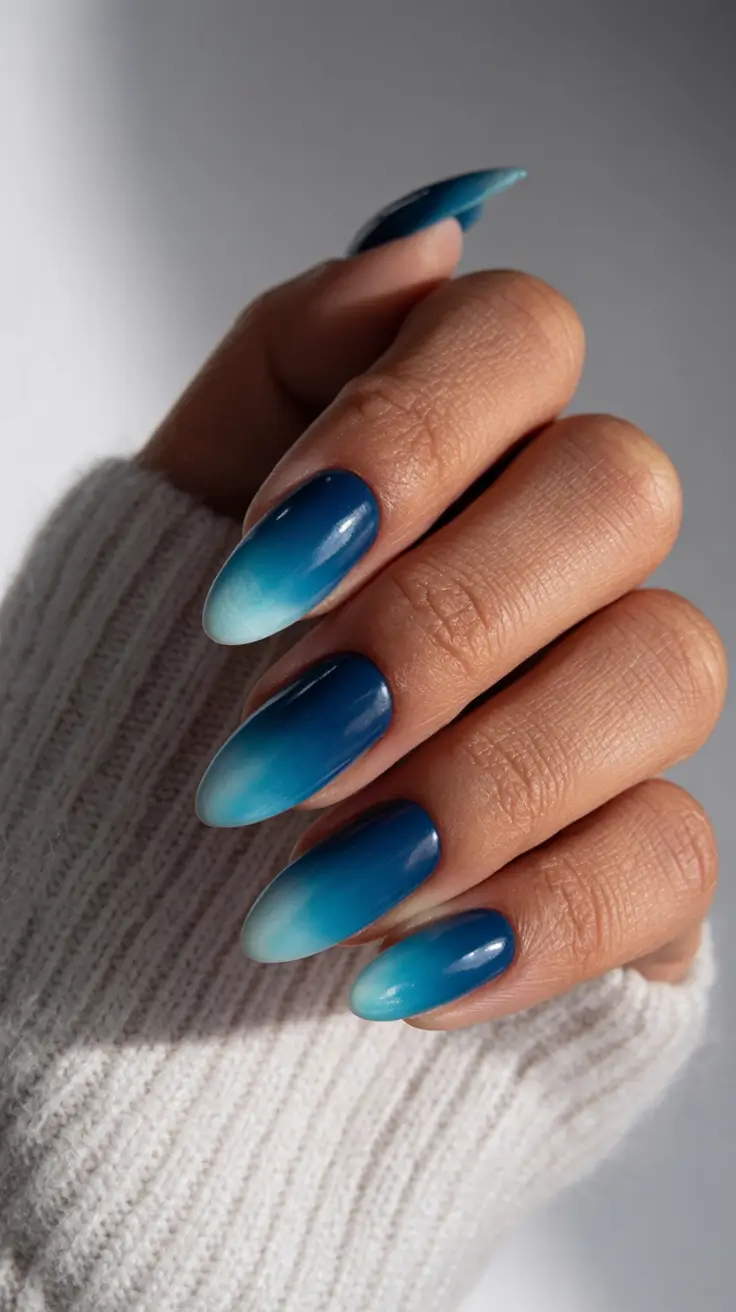 blue nail trends for winter 2025 2026 Arctic Fade