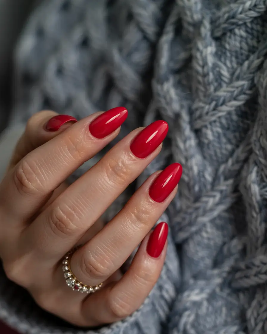 Christmas Nail Colors 2025 Crimson Cozy