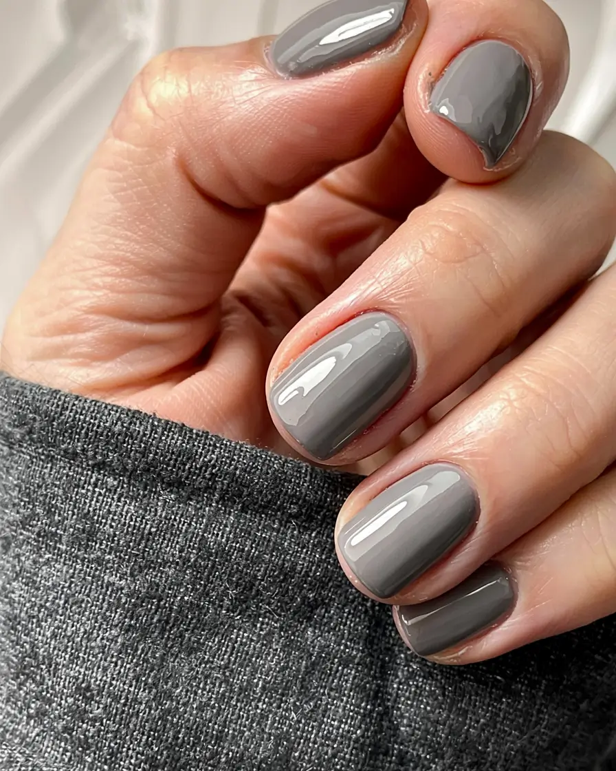 short winter gel nails design and color ideas 2025 2026 Foggy Morning Gray