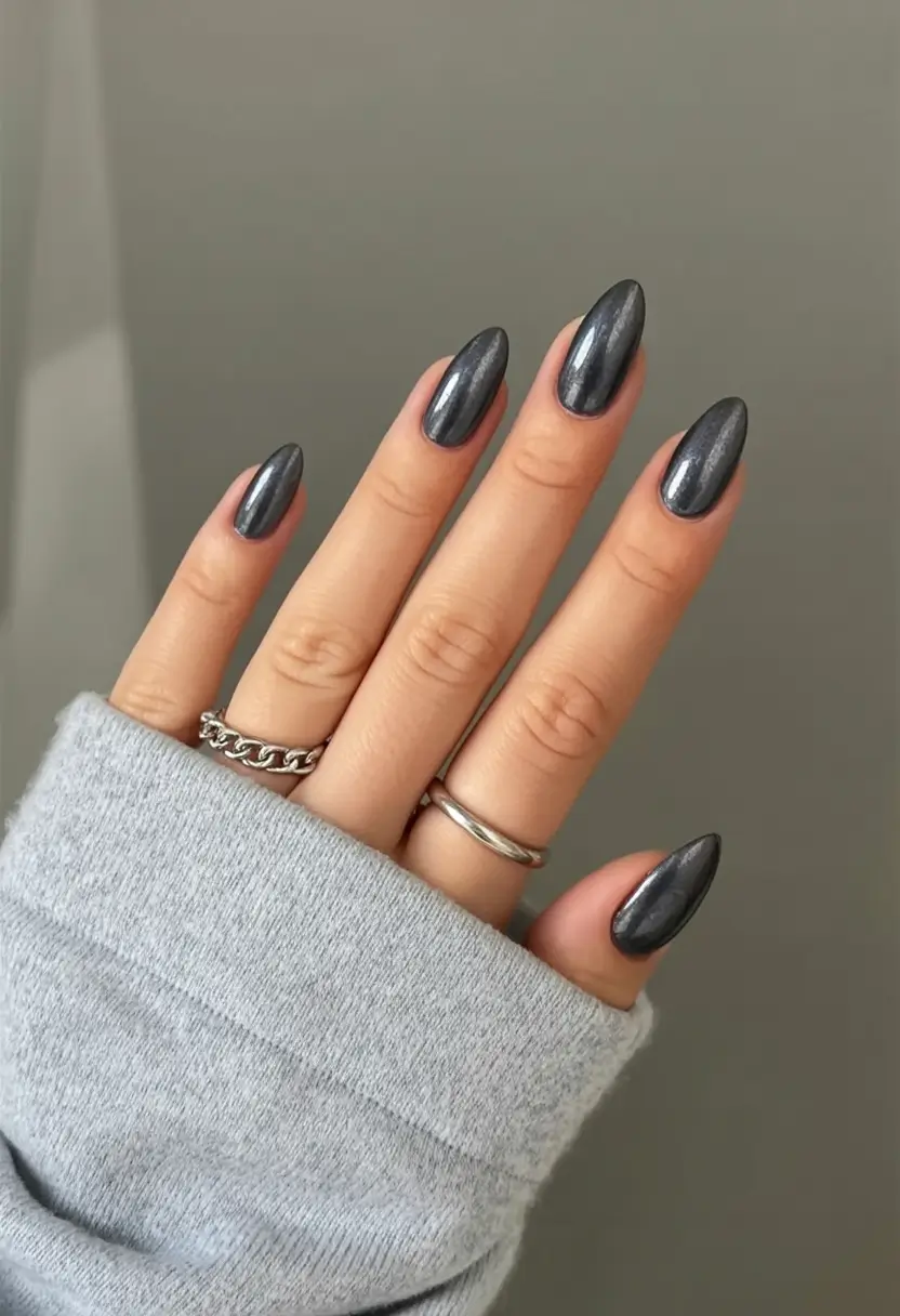 trendy winter nails 2025 2026 Gunmetal Muse