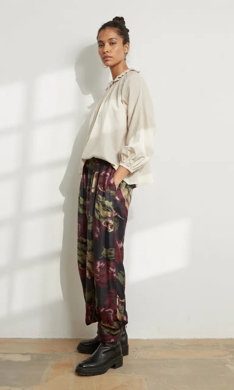 Modern outfits for women ideas 2026 Relaxed Prints With Elevated Ease