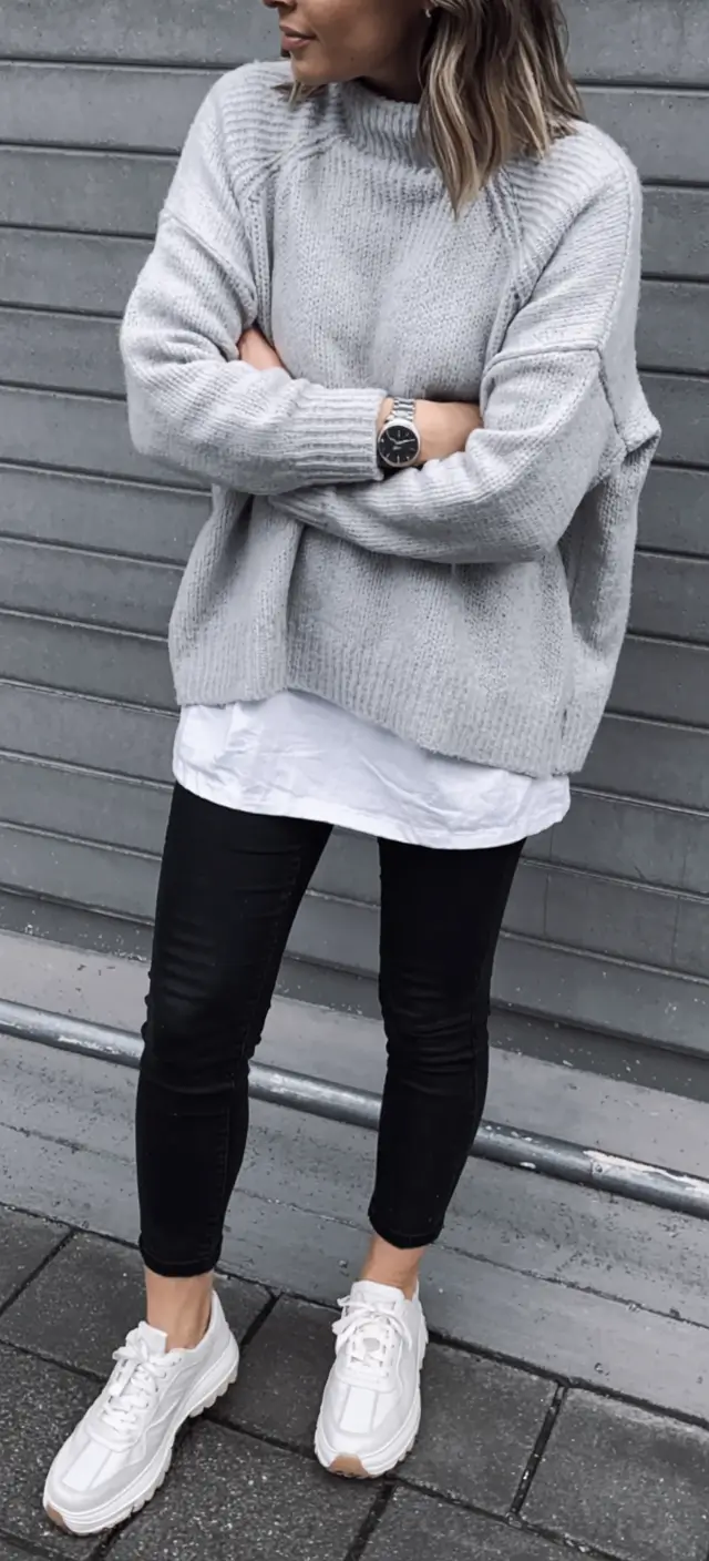 Trendy legging outfits 2026 Soft Contrast Layers