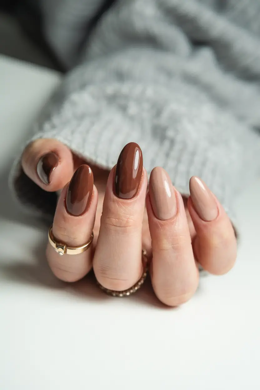 brown nails 2026 Cocoa Meets Cream in a Monochrome Fade