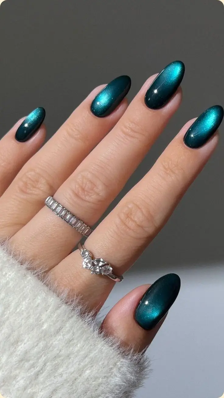 cat eye nails 2026 Midnight Teal With Cosmic Pull