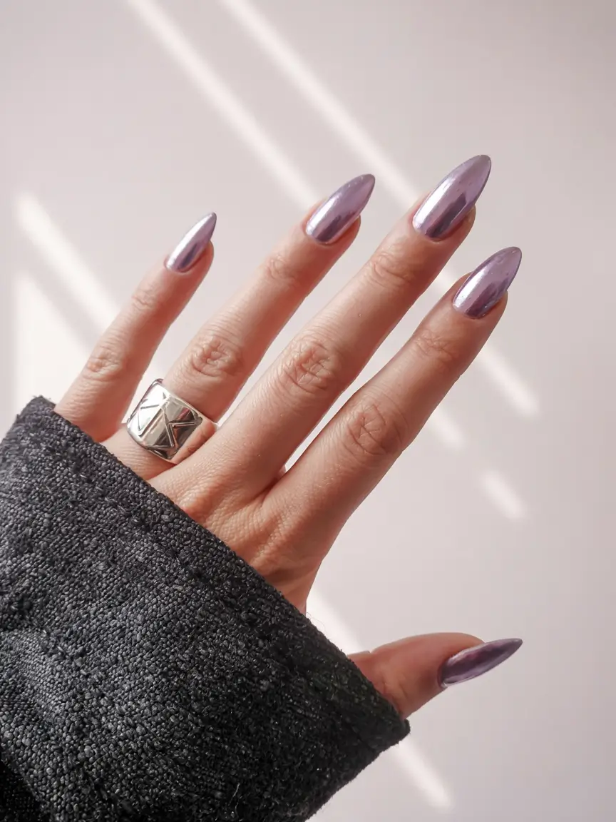 chrome nails 2026 Lavender Ice Minimalism