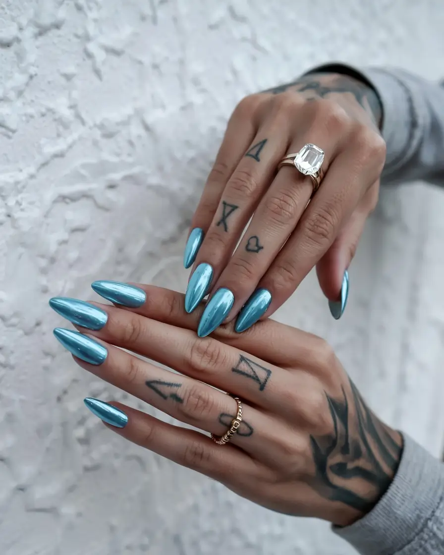 chrome nails 2026 Metallic Cerulean Siren