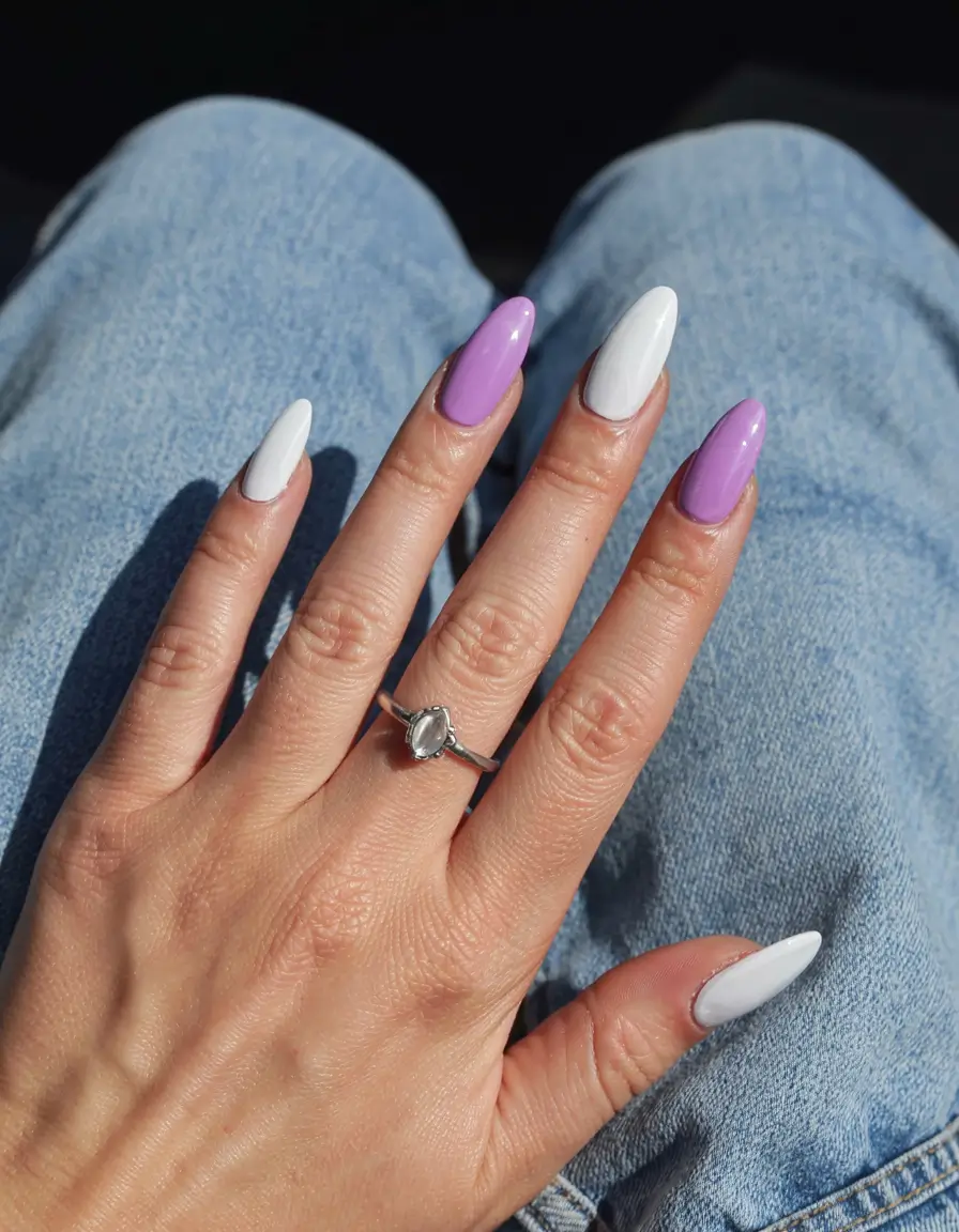 cute nails 2026 Lavender & White Alternates