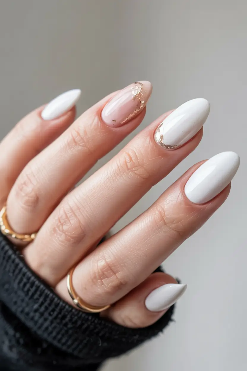 gel nails 2026 Gilded Minimalism