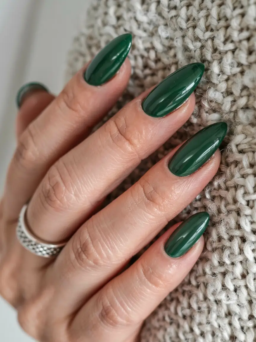 green nails 2026 Midnight Pine Sophistication