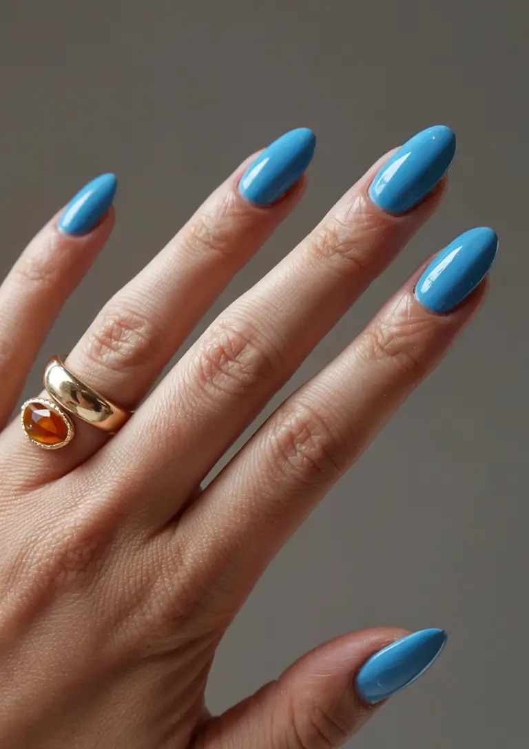 light blue nails 2026 Deep Pool Dive