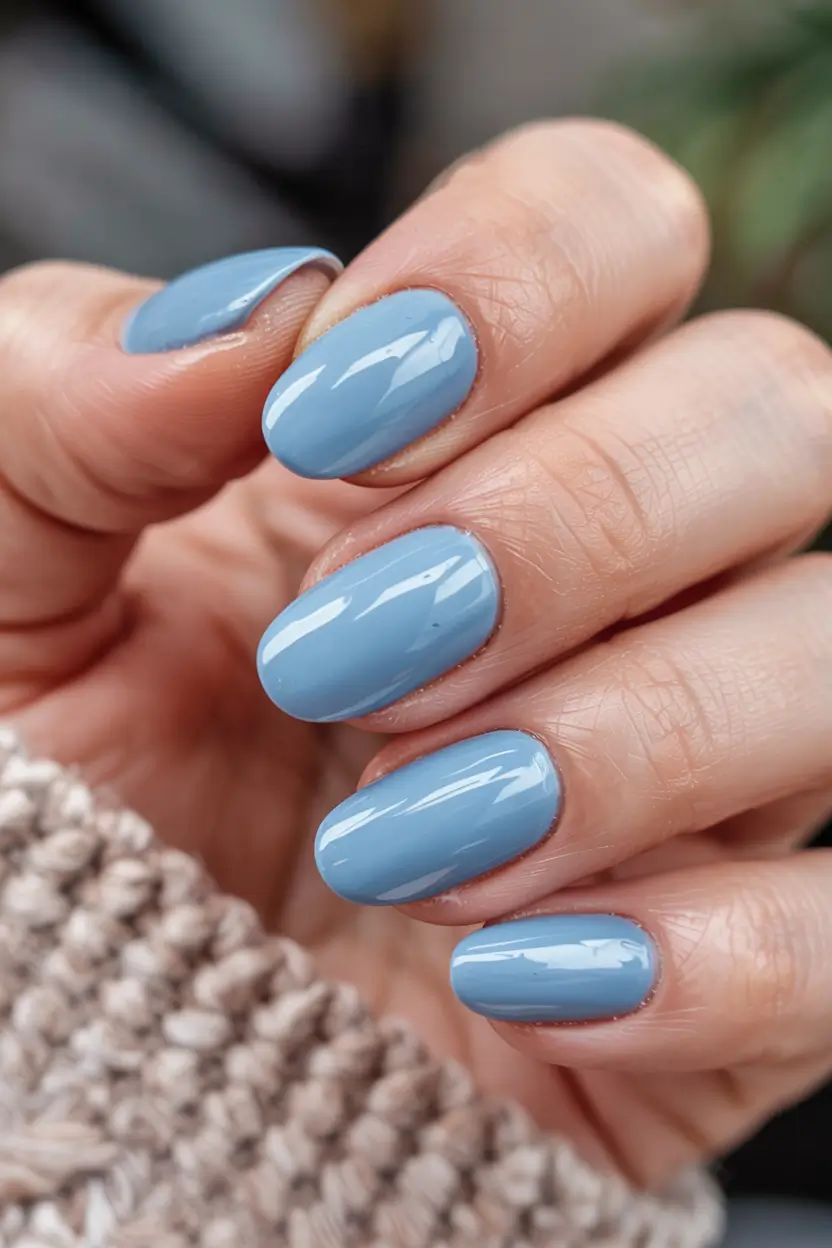 light blue nails 2026 Cashmere & Cream Blue