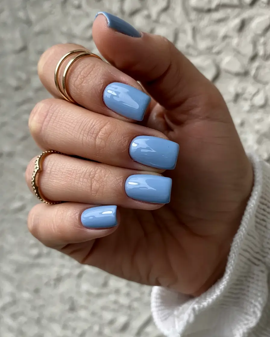 light blue nails 2026 Glossy Daylight Blues