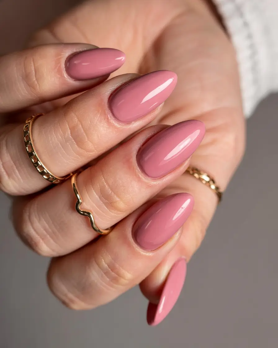 neutral nails 2026 Rosy Mauve Comeback